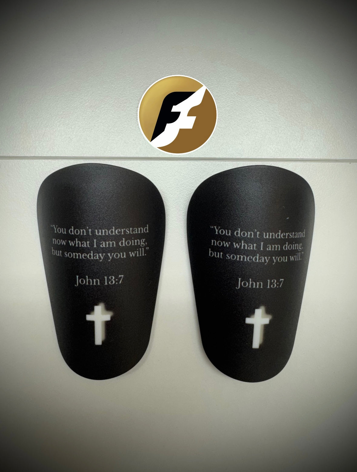 JESUS FBP ShinPads 10*6,2cm
