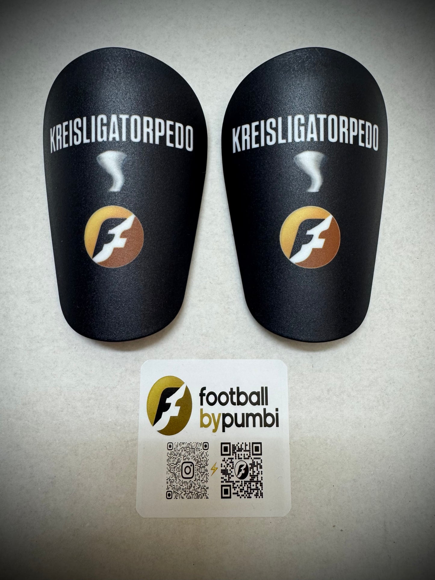 Malle-ShinPads Mini S 10*6,2cm